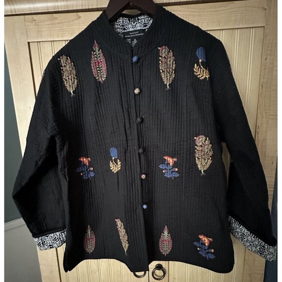 Metropolitan Museum of Art Black Floral Quilted Art To Wear Light Jacket - Small - Picture 6 of 6